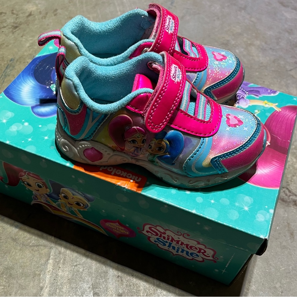Shimmer & Shine sneakers